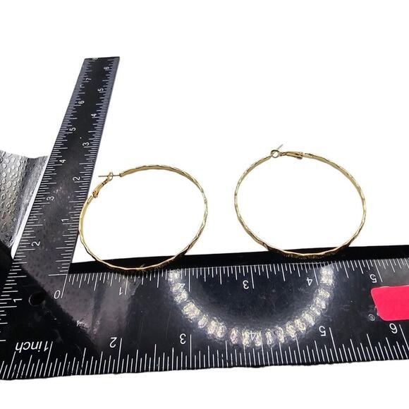 Stylish Gold Tone Textured Hoop Pierced Earrings Large Statement Boho Chic Style - Picture 3 of 5